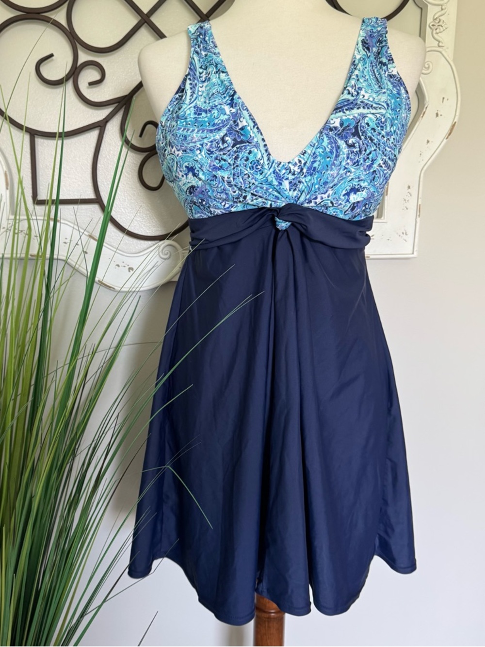 MAZU SWIM Size 14 One Piece Swimsuit Swimdress